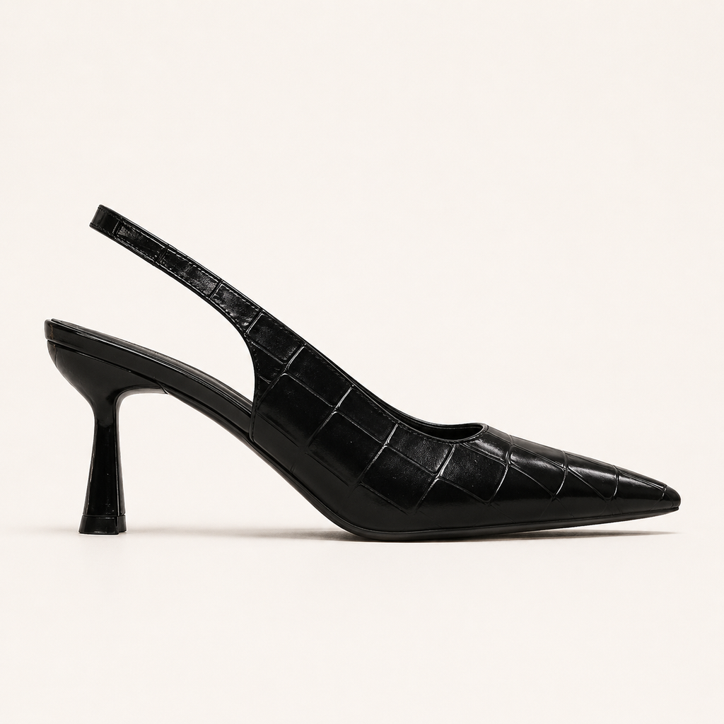 Pointed-toe pumps