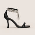 Escarpins à boucle à talons aiguilles