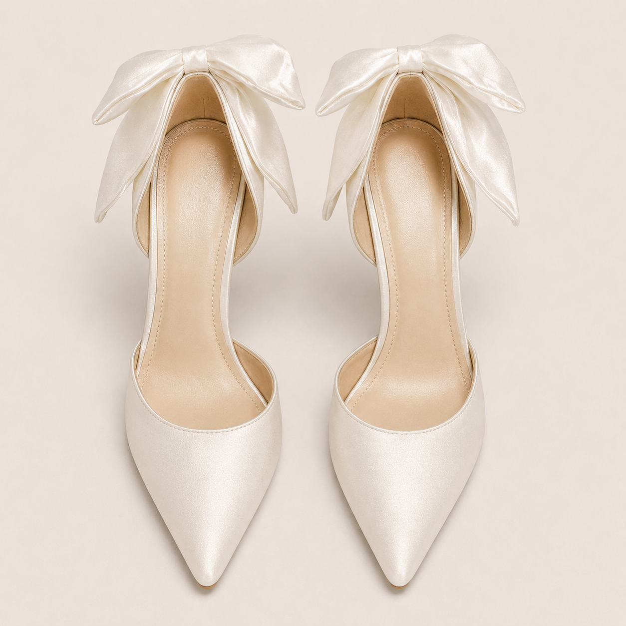 escarpins blancs en satin avec nœud